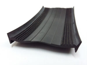 Spodní gumový profil šíře 60mm pro polykarbonátové desky ZENIT